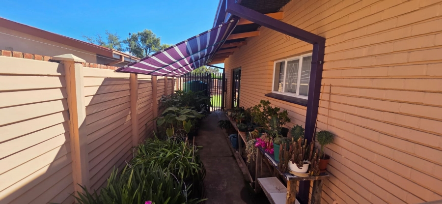 4 Bedroom Property for Sale in Hadison Park Northern Cape